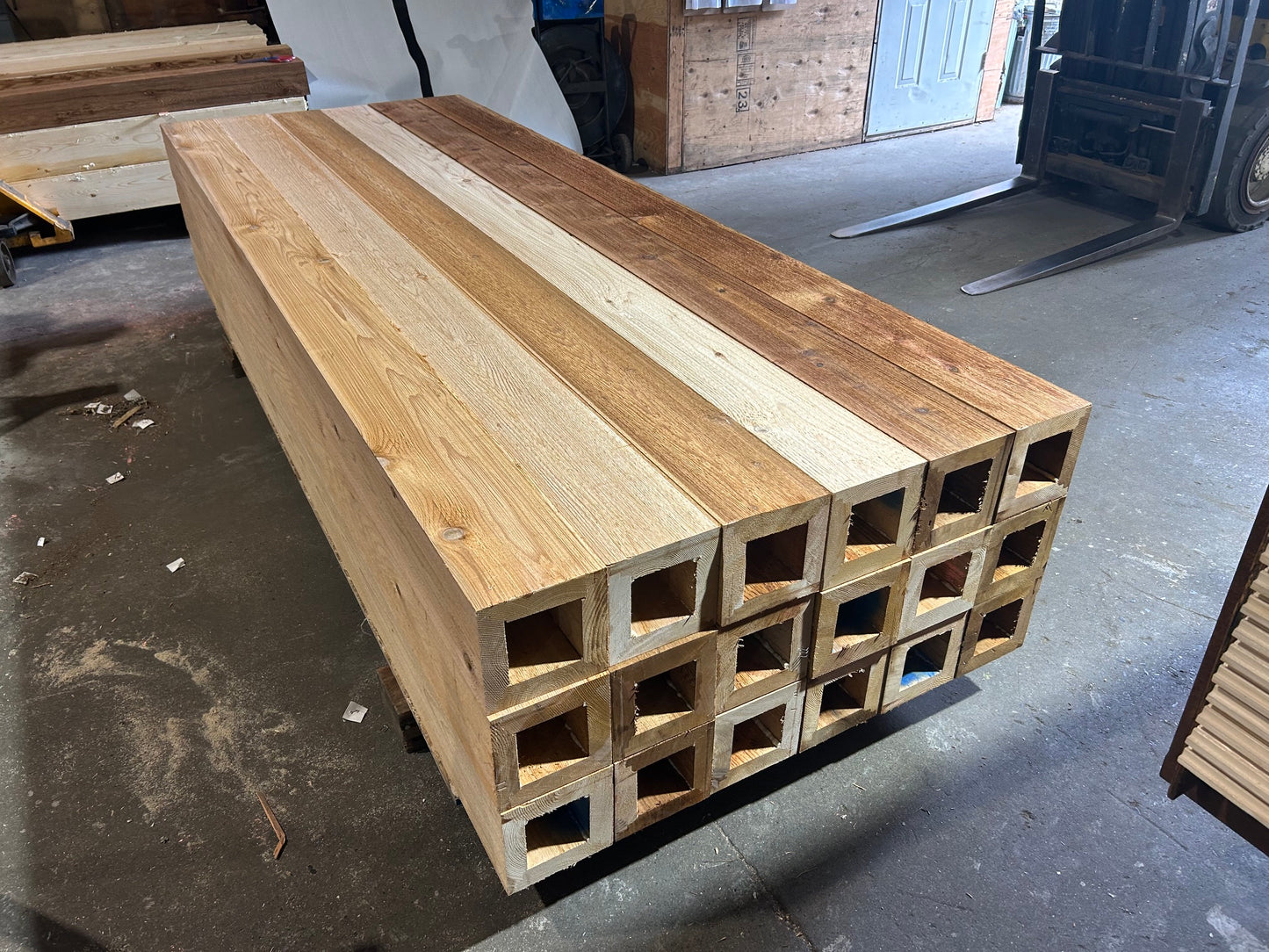 WRC Seamless Post™ – Engineered Western Red Cedar Structural Posts